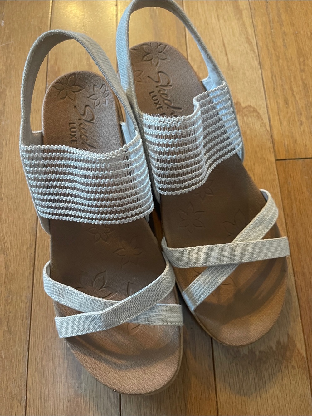 Skechers Women's Beige/Tan Elastic Strap Slingback Sandals
